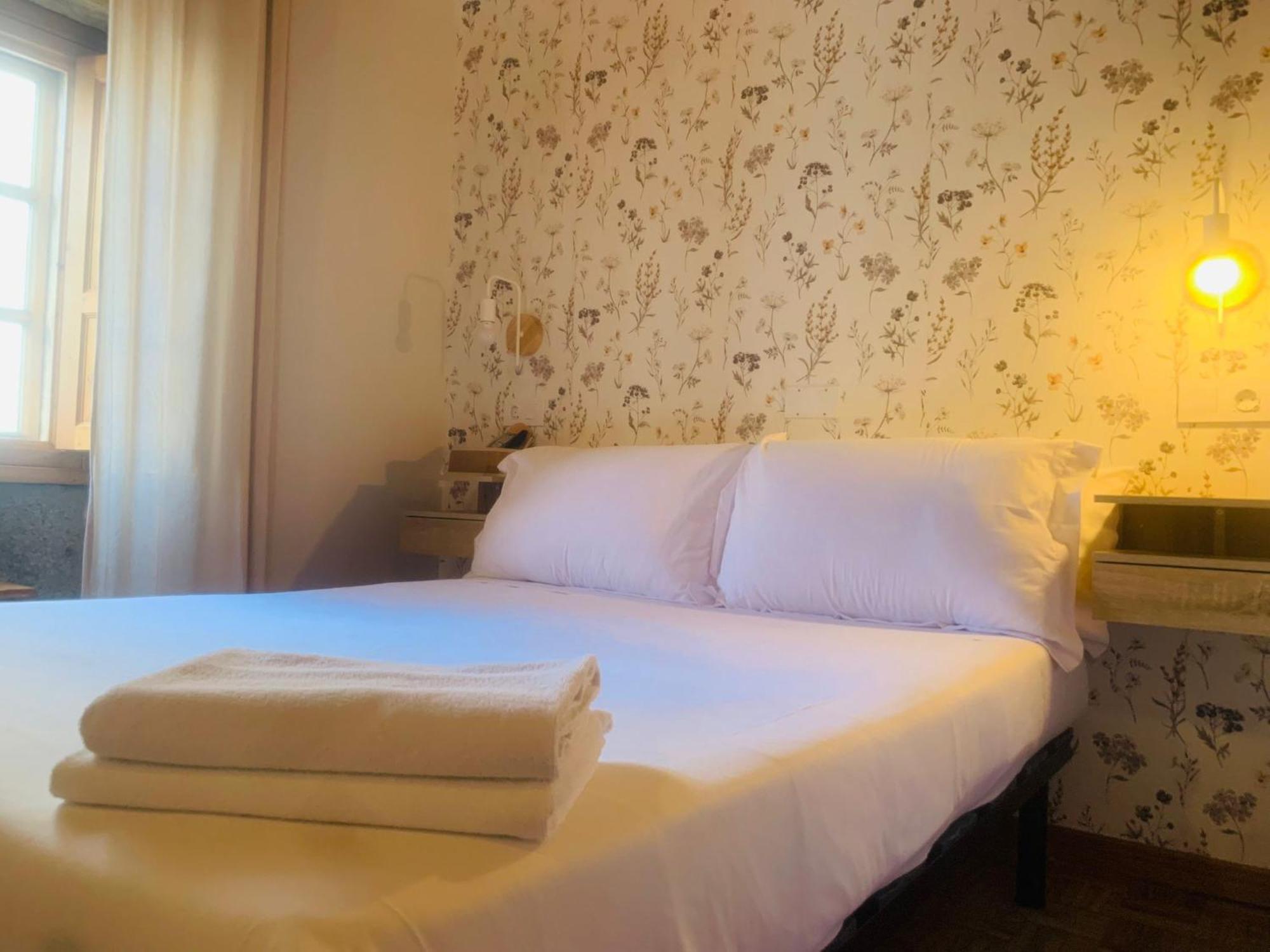 Hostal As Margaritas Santiago de Compostela Kültér fotó