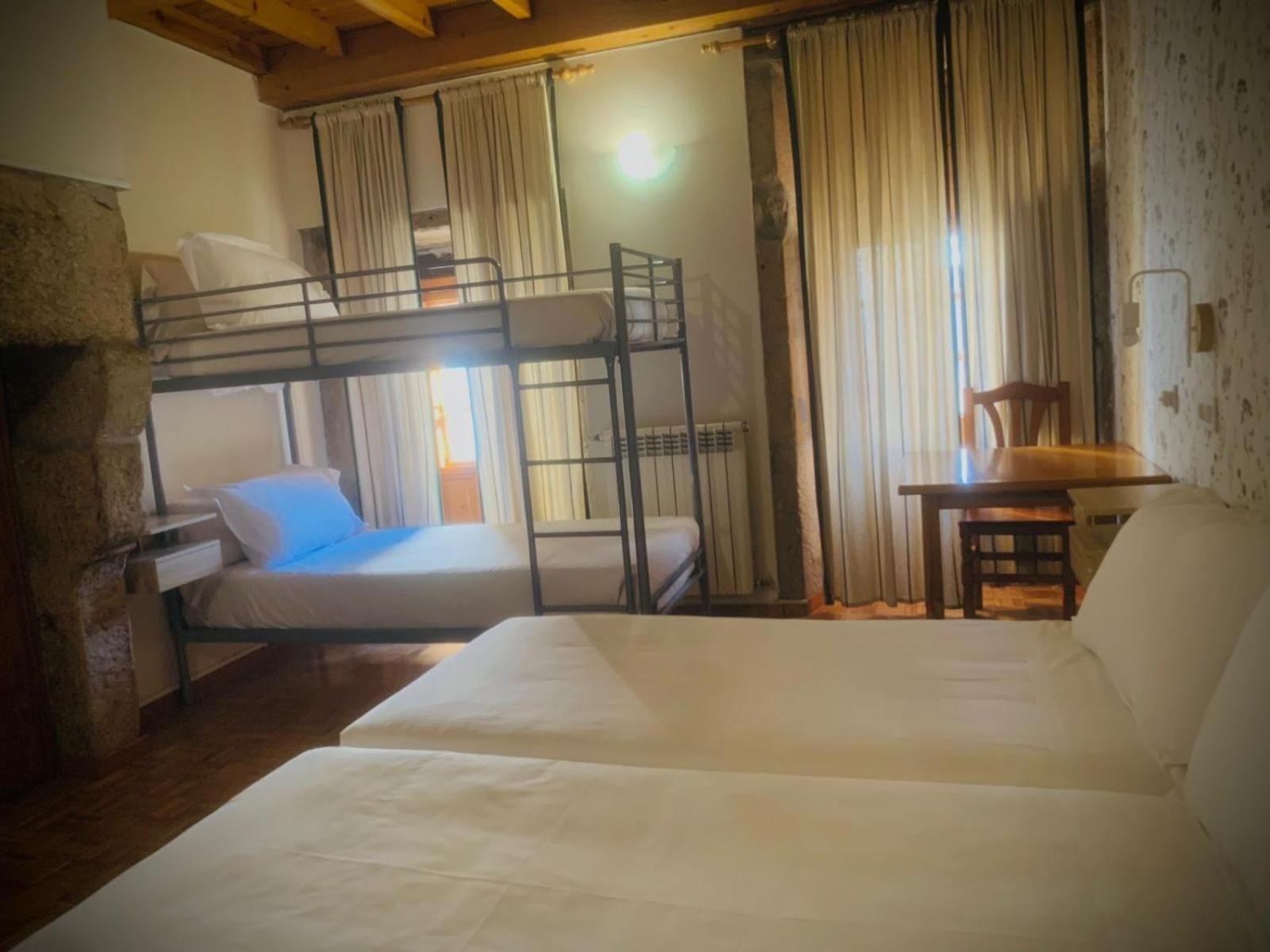 Hostal As Margaritas Santiago de Compostela Kültér fotó